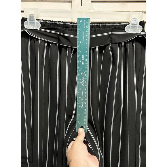 Breeze Forever Wide Leg Pants Size‎ M Striped BlackWhite Tie Elastic Waist - Picture 2 of 8